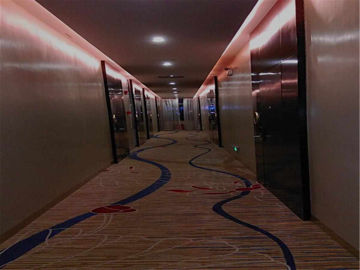 เทีย ลี่ ฮอลิเดย์ โฮเต็ล Hotel กวางโจว ภายนอก รูปภาพ